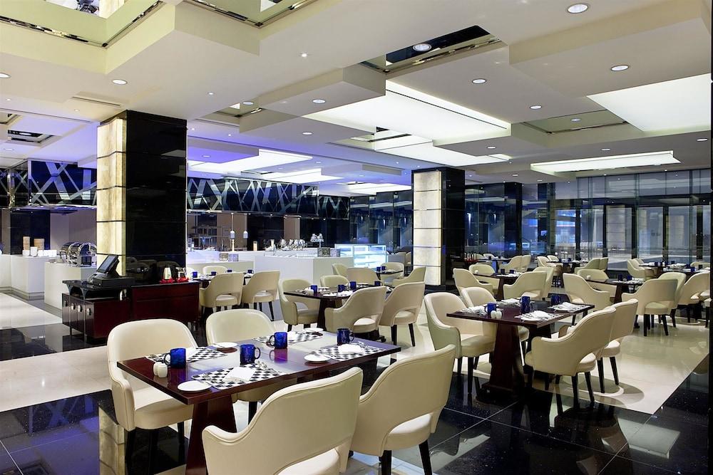 Hotel Ramada Plaza Lianyungang Exterior foto