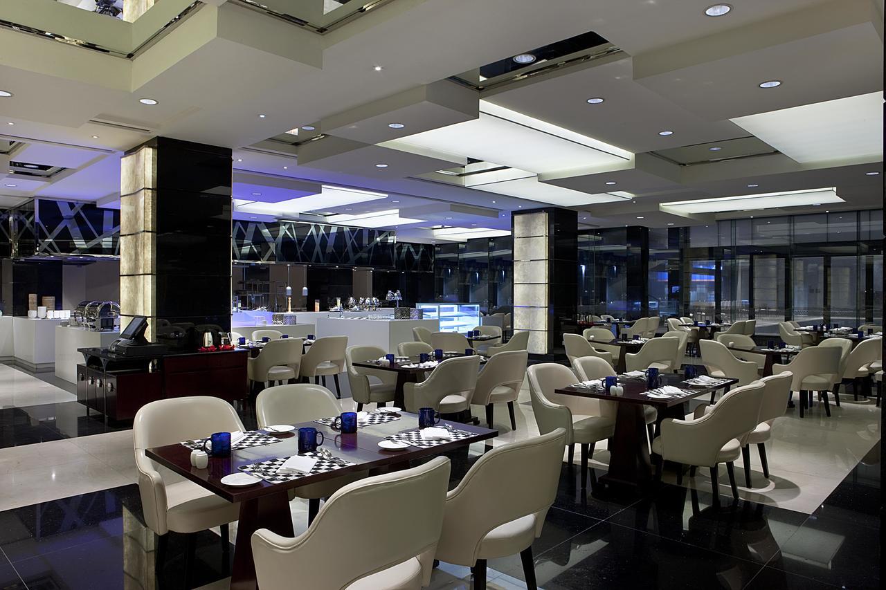 Hotel Ramada Plaza Lianyungang Exterior foto
